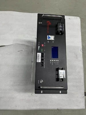 Modulo di batteria al litio 48V 51.2V 200Ah 10Kw Quadrato Fosfato di ferro per il sistema solare