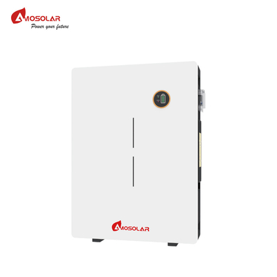 Batteria al litio di grado di protezione IP65 48V 100ah per sistema solare off-grid montato a parete