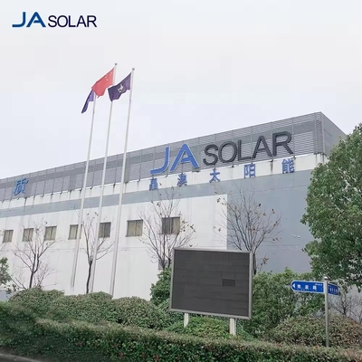 JA 455W pannello solare a mezza cella L'opzione affidabile per la generazione di energia fotovoltaica